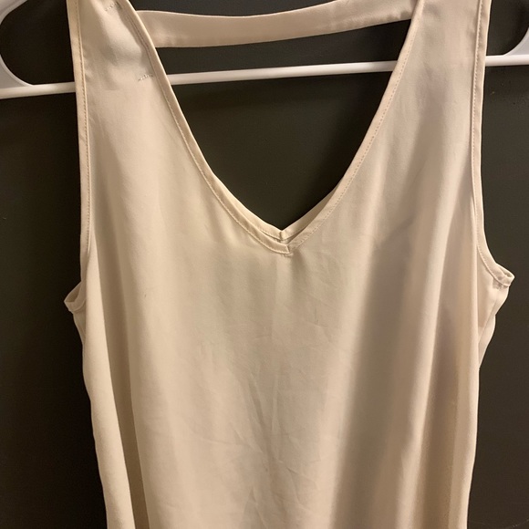 Flowy Tank - Picture 5 of 5